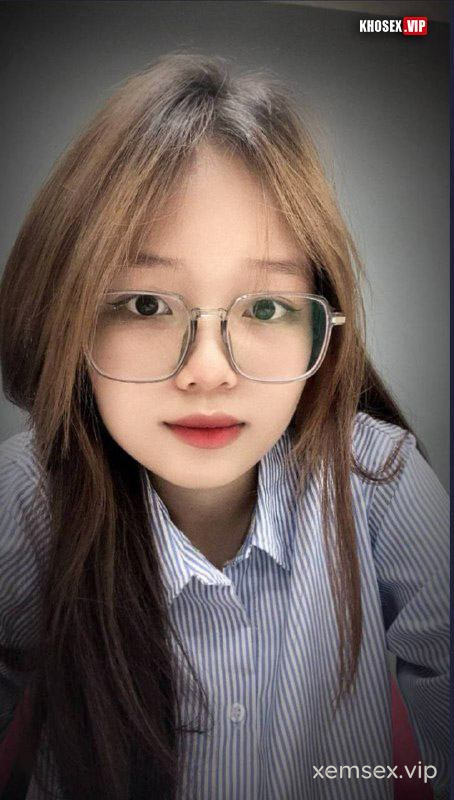 banh-chan-ra-cho-anh-dit-em-suong-ren-hinh-01