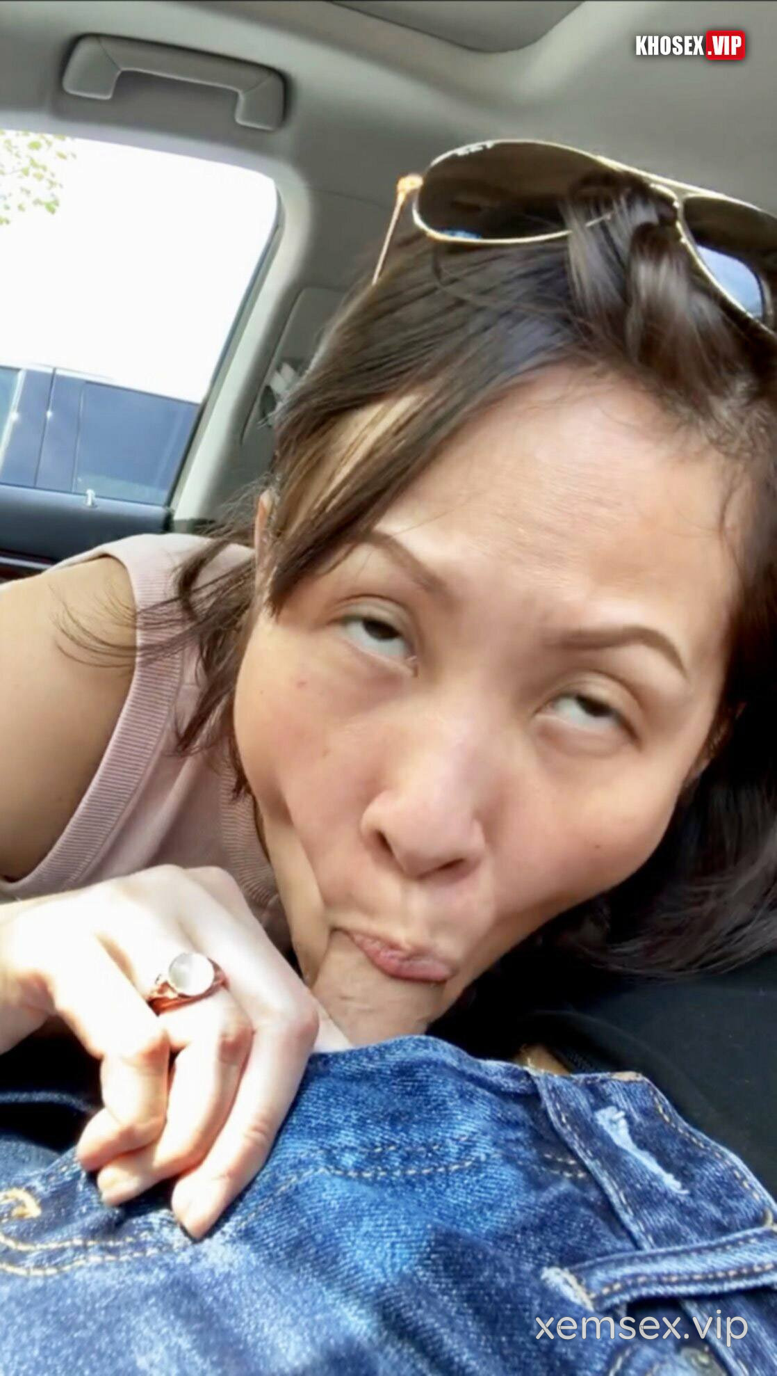 may-bay-u40-ngoai-tinh-voi-dong-nghiep-tre-du-khong-bao-ban-vao-trong-phe-loi-lon-full-clip-pic-hinh-31
